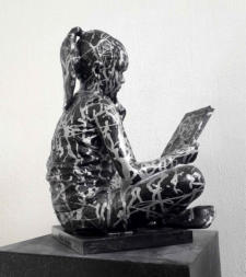 Mark Sugar, Italien - The girl with the book, Titanium, 40 cm hj